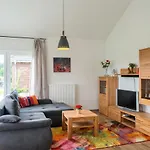 펜션 Haus Dornroeschen Schweiburg